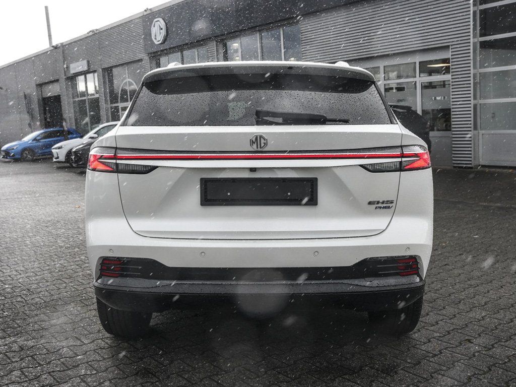 MG HS 2025