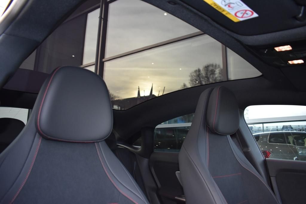 Mercedes-Benz CLA 250 2025