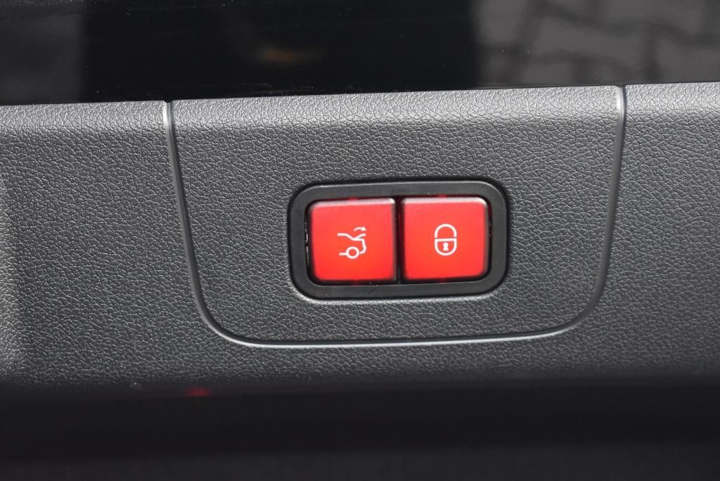 Mercedes-Benz CLA 250 2025