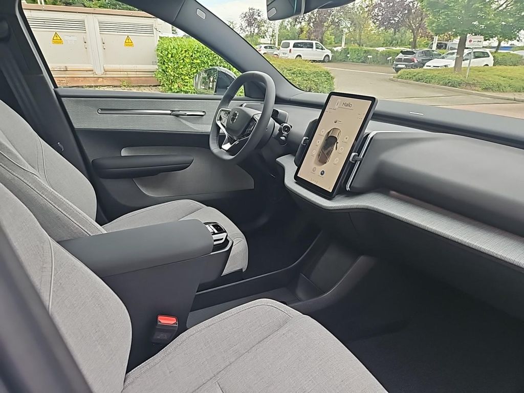 Volvo EX30 2025