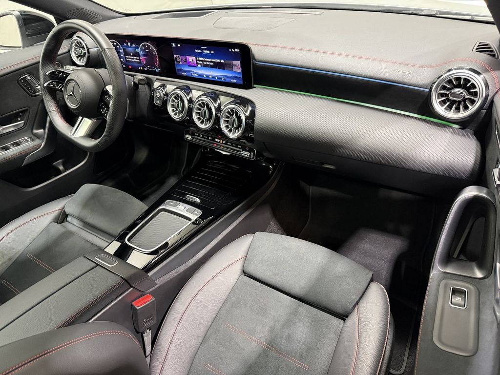 Mercedes-Benz CLA 180 Shooting Brake 2024