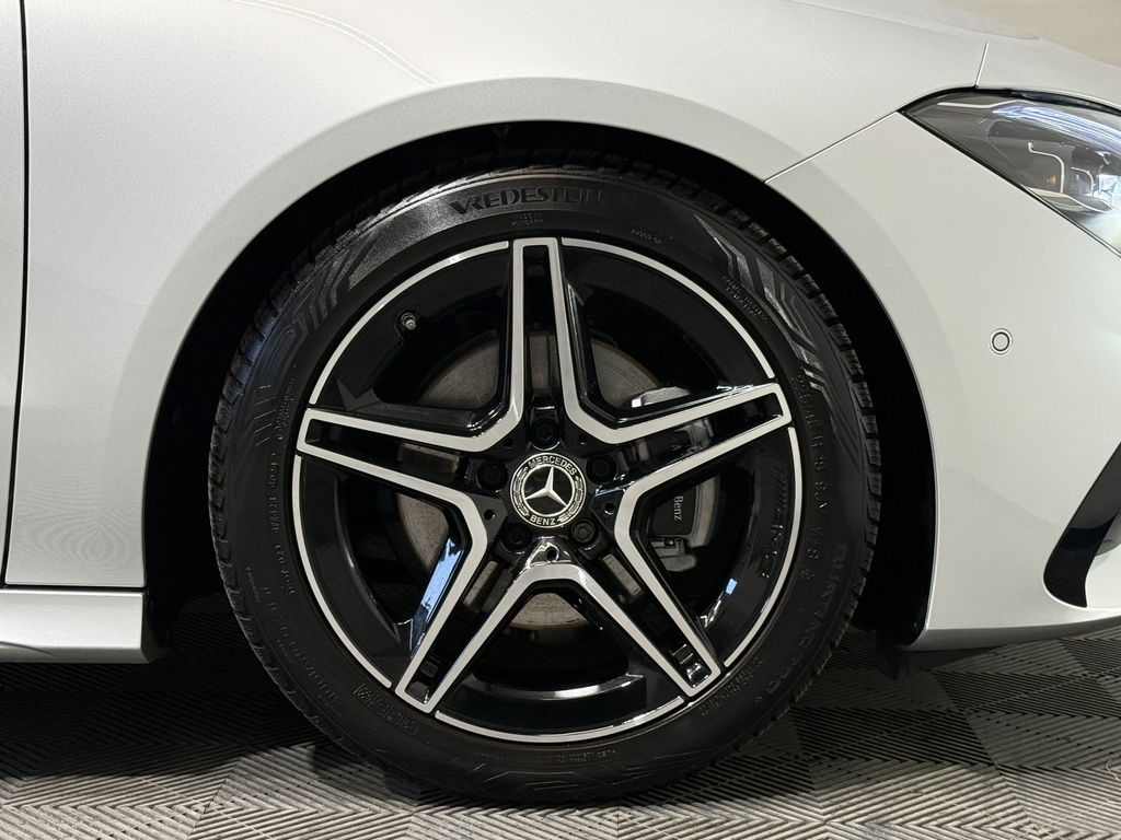 Mercedes-Benz CLA 180 Shooting Brake 2024