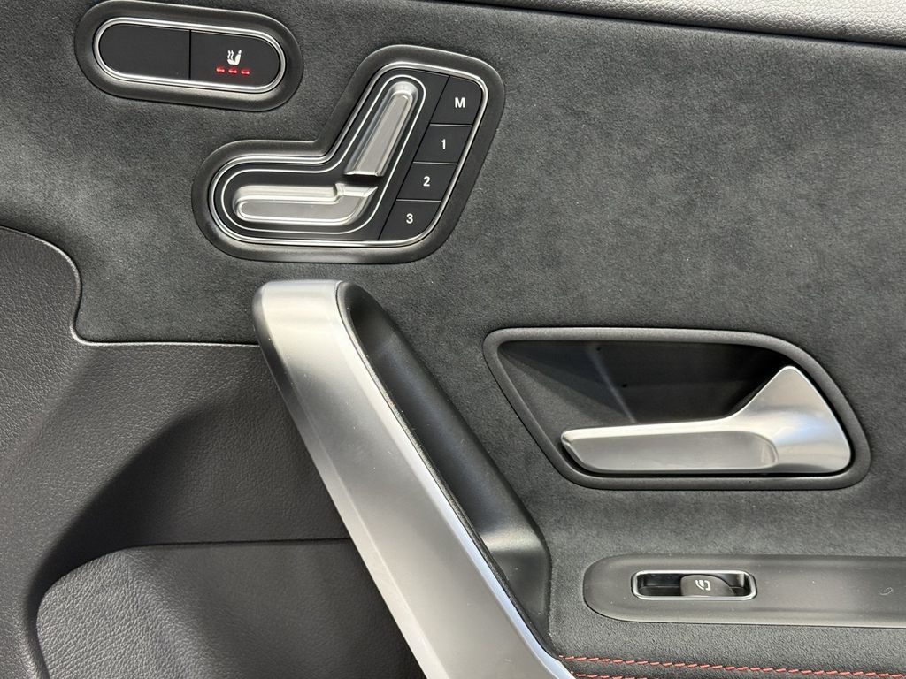 Mercedes-Benz CLA 180 Shooting Brake 2024