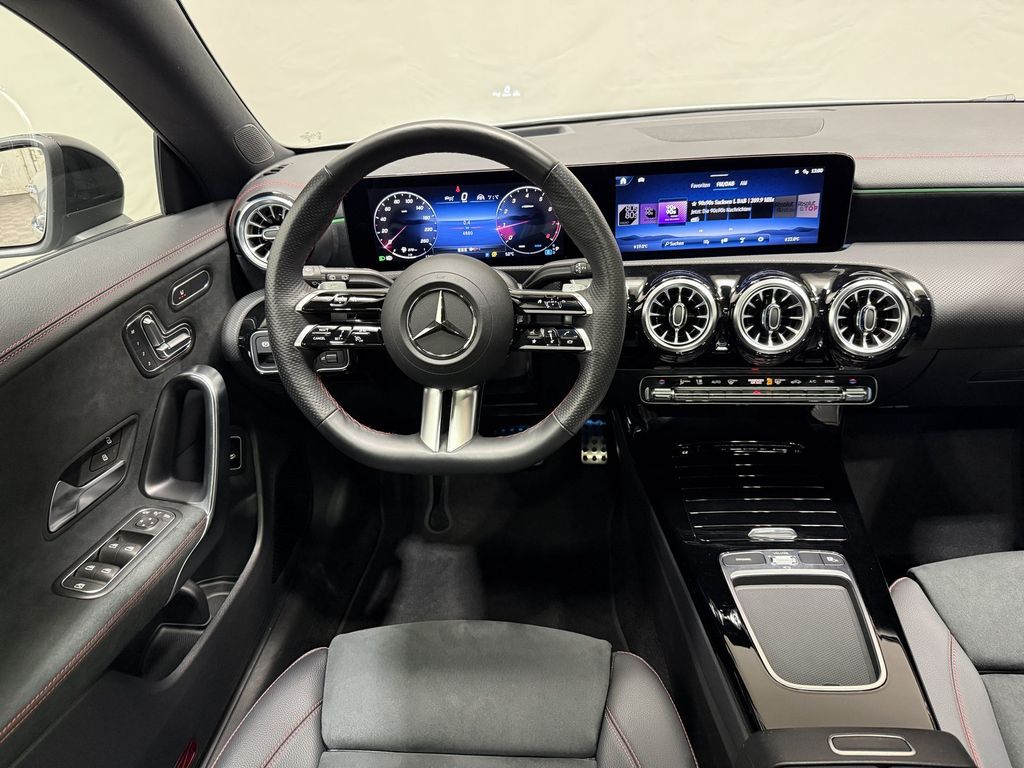 Mercedes-Benz CLA 180 Shooting Brake 2024