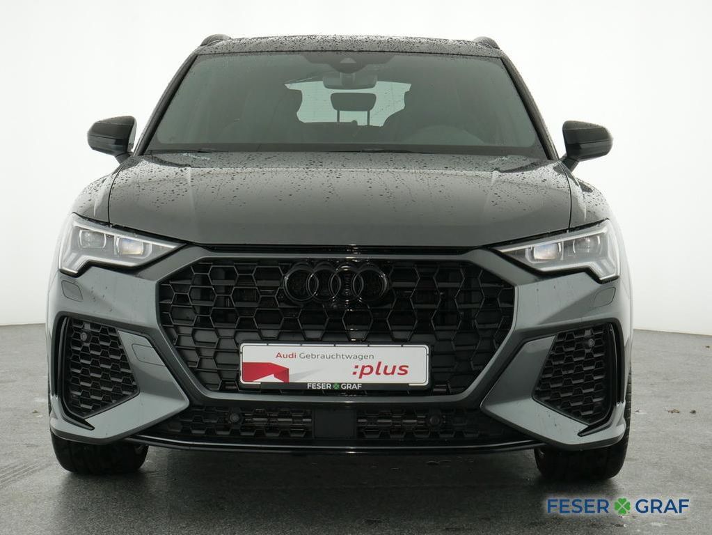 Audi RSQ3 2021