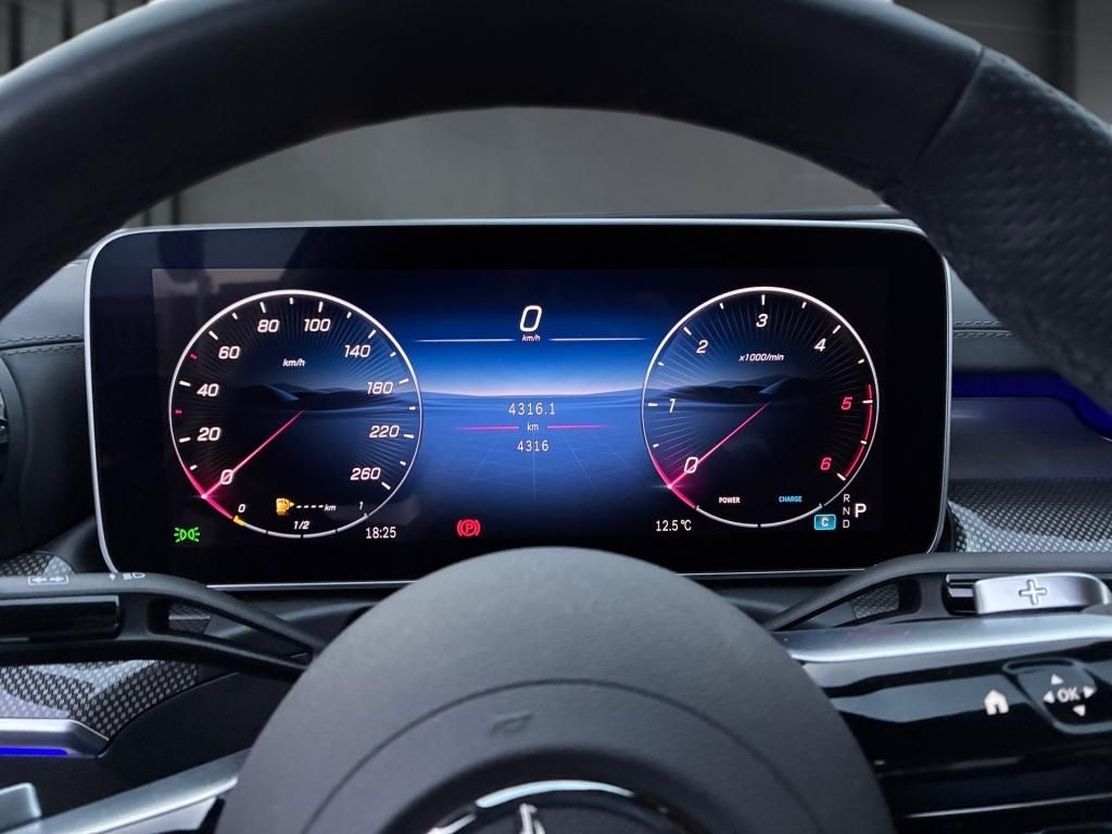 Mercedes-Benz C 300 2025