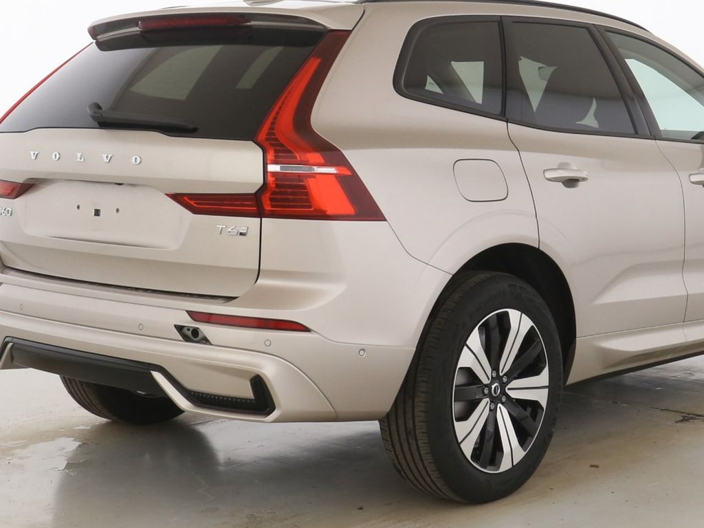 Volvo XC60 2025
