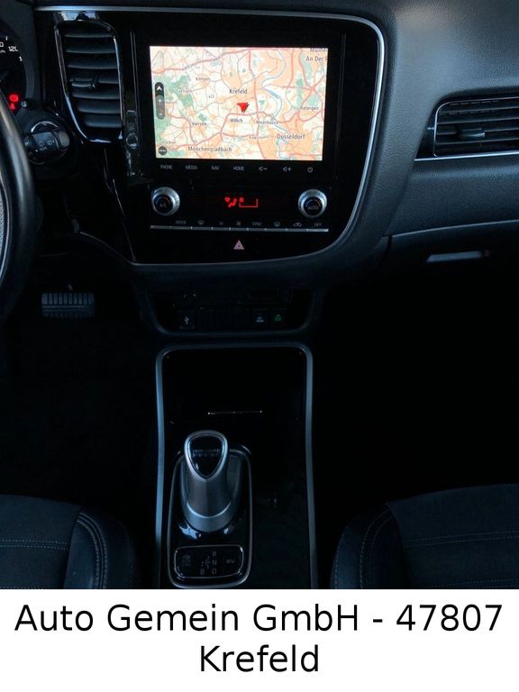 Mitsubishi Plug-in Hybrid Outlander 2019