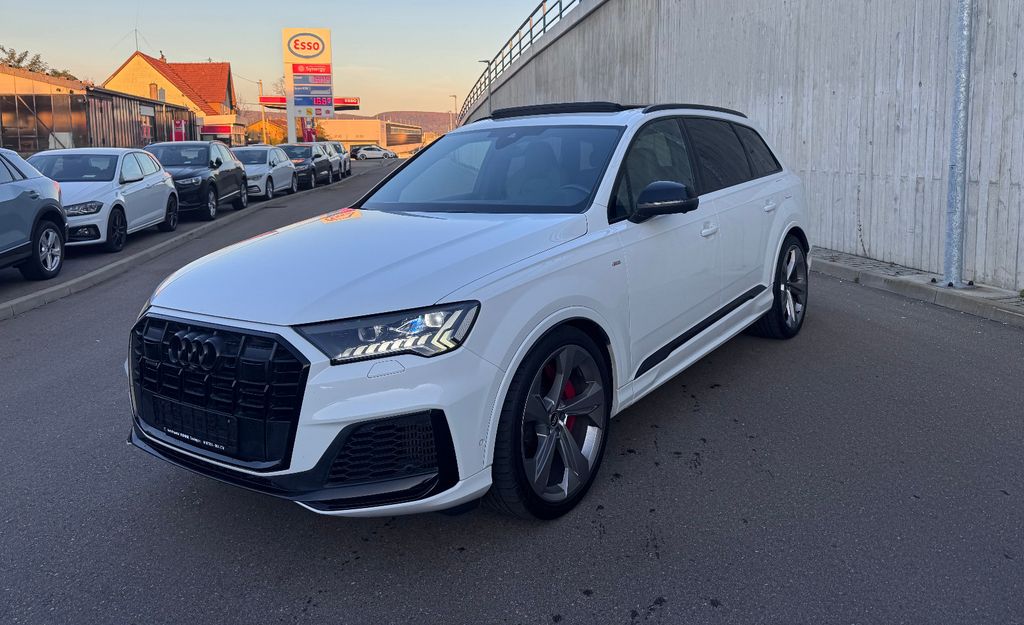 Audi Q7 2021