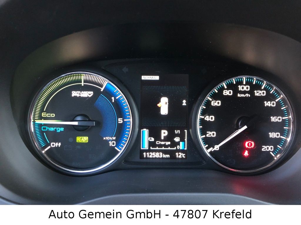 Mitsubishi Plug-in Hybrid Outlander 2019