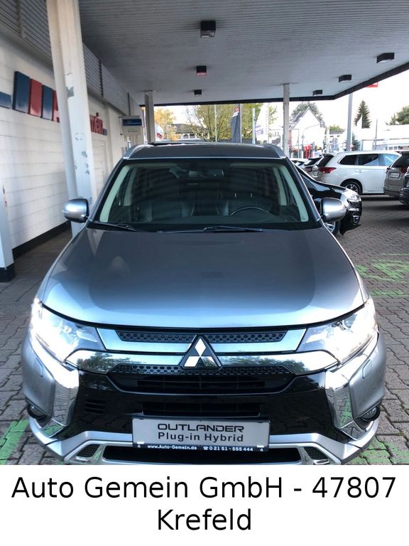 Mitsubishi Plug-in Hybrid Outlander 2019