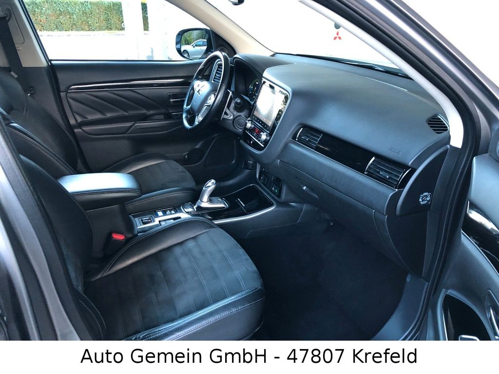 Mitsubishi Plug-in Hybrid Outlander 2019