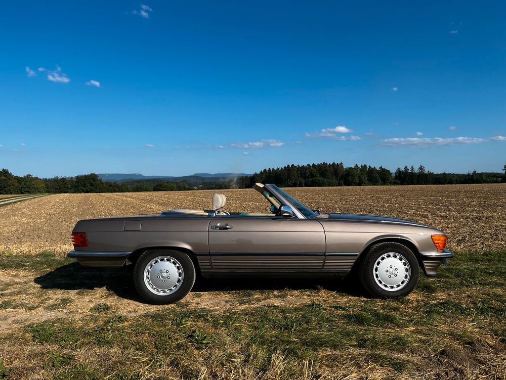 Mercedes-Benz SL 560 1987