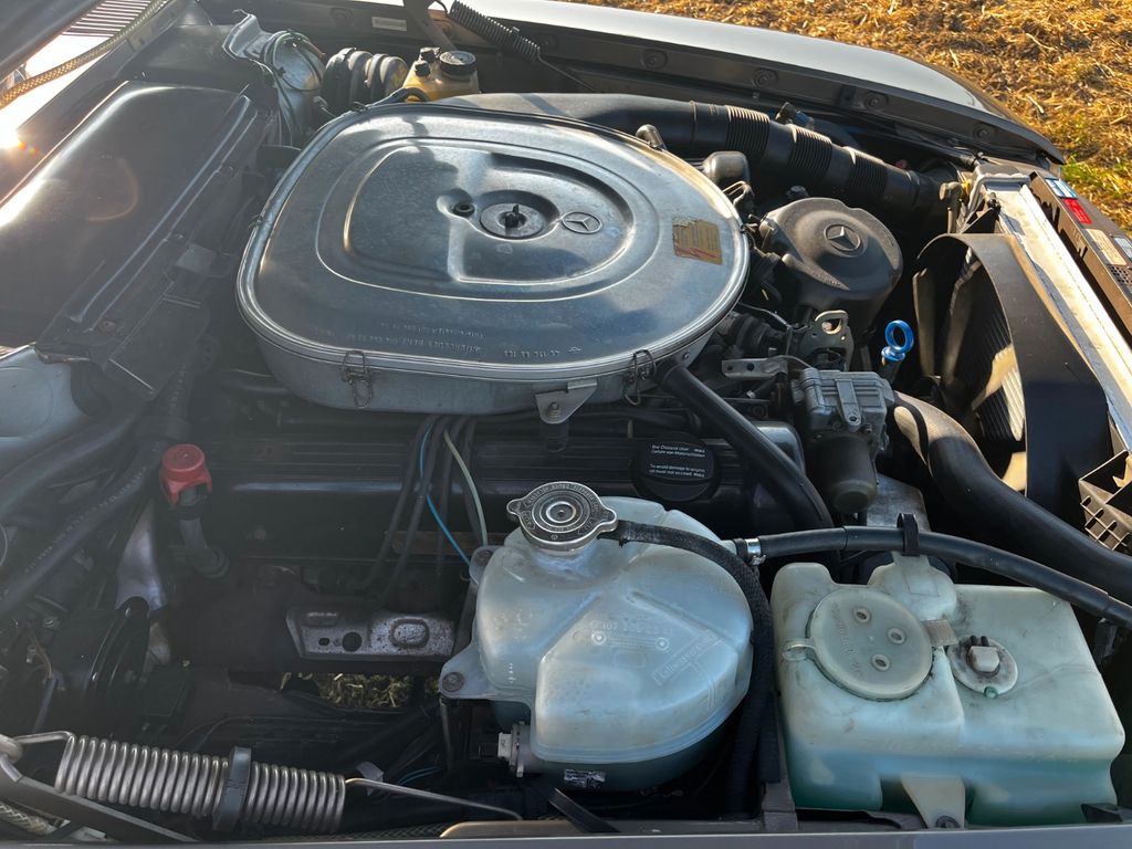 Mercedes-Benz SL 560 1987