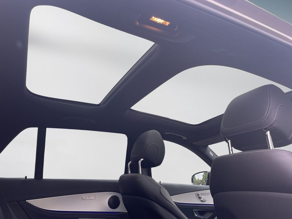 Mercedes-Benz E 220 2022