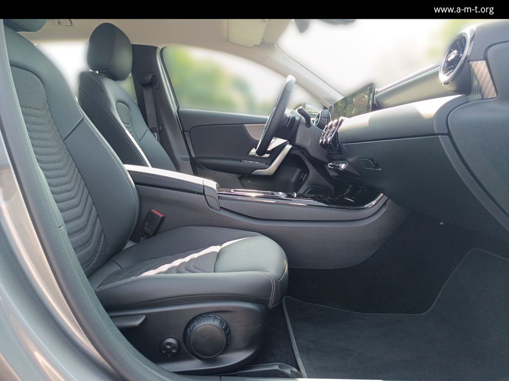 Mercedes-Benz A 250 2024