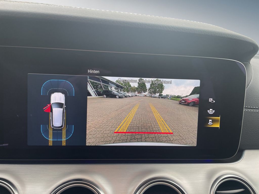 Mercedes-Benz E 220 2022