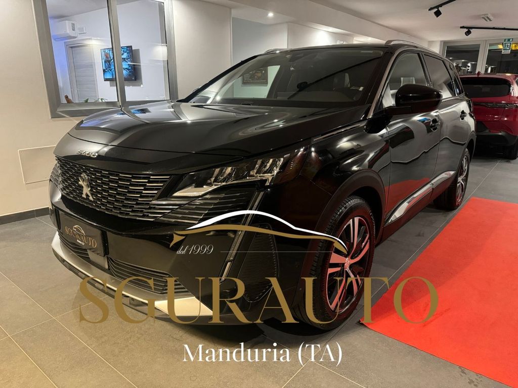 Peugeot 5008 2021