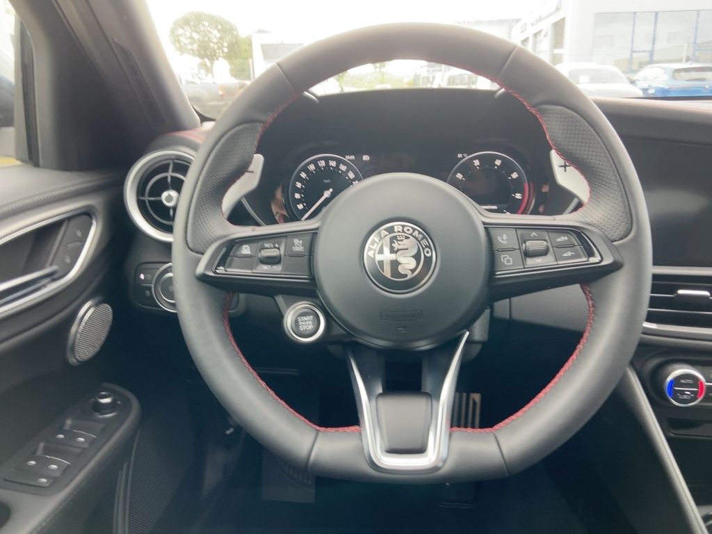 Alfa Romeo Giulia 2024