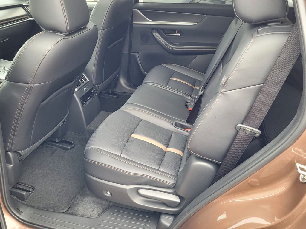 Mazda CX-80 2024