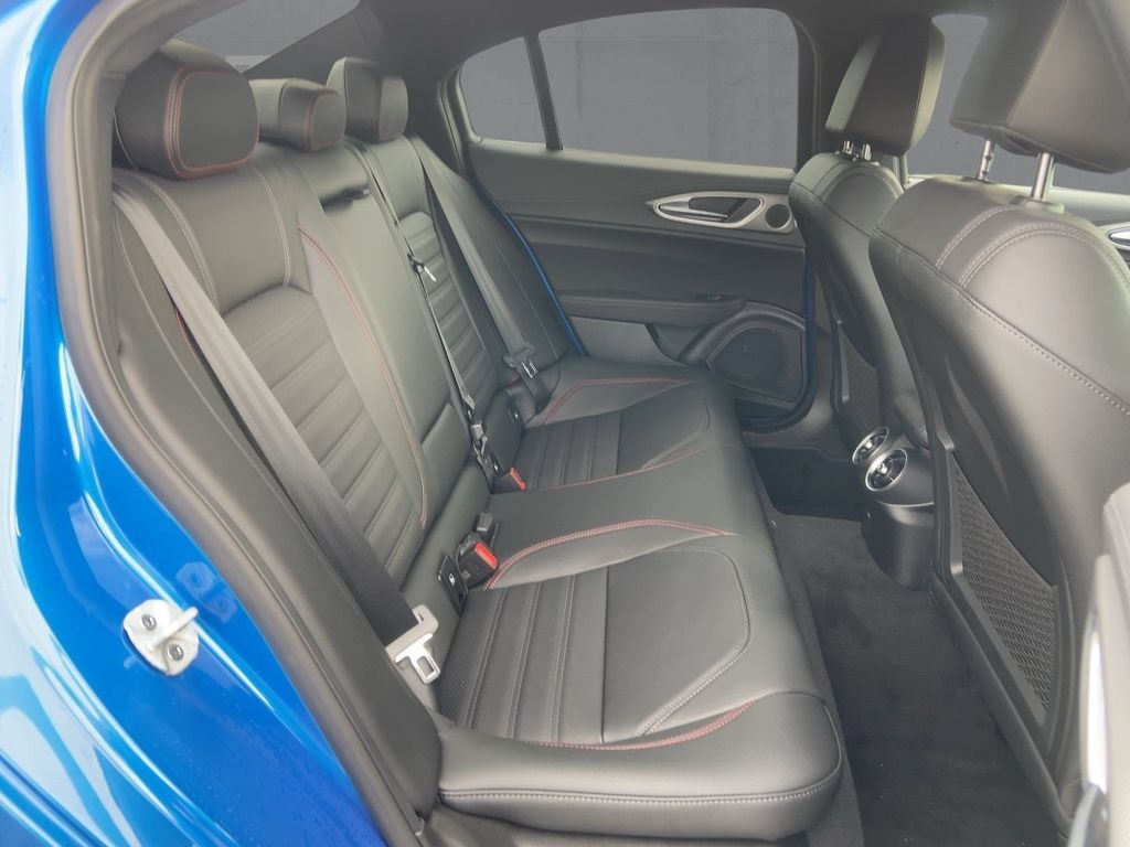 Alfa Romeo Giulia 2024