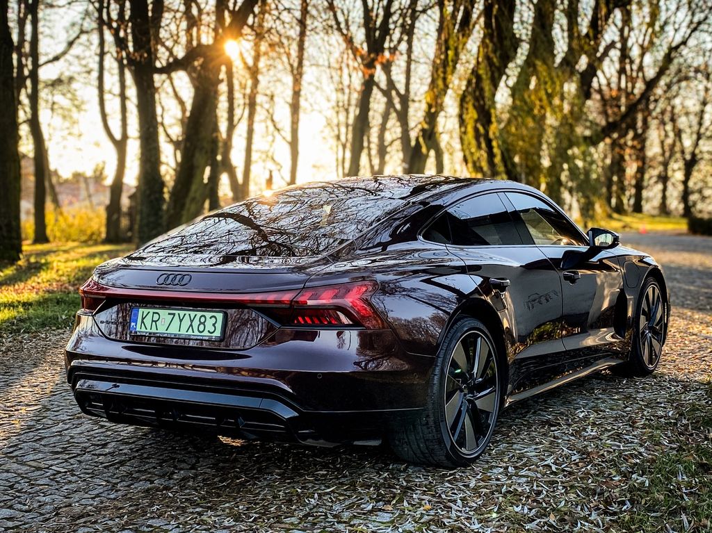 Audi e-tron GT 2021