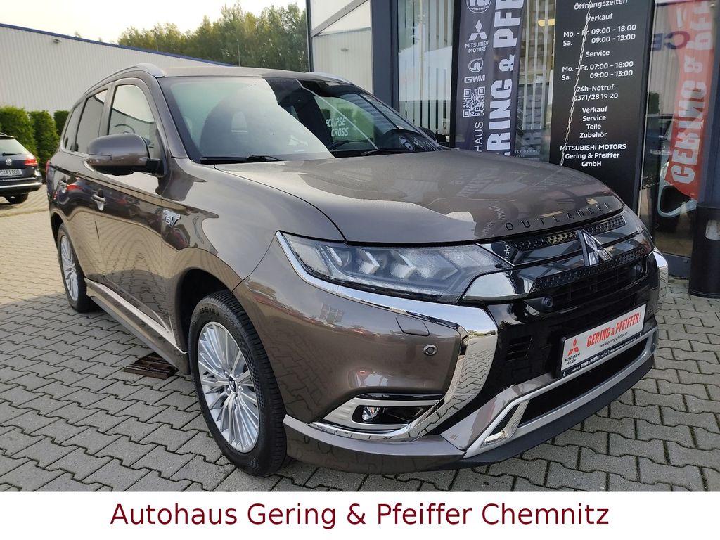 Mitsubishi Plug-in Hybrid Outlander 2020