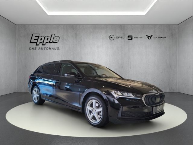 Skoda Superb 2025