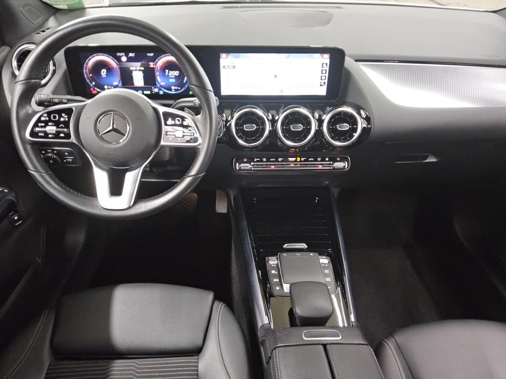 Mercedes-Benz B 250 2022