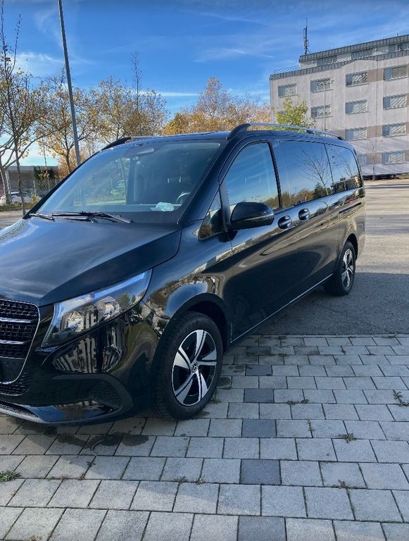 Mercedes-Benz V 220 2024