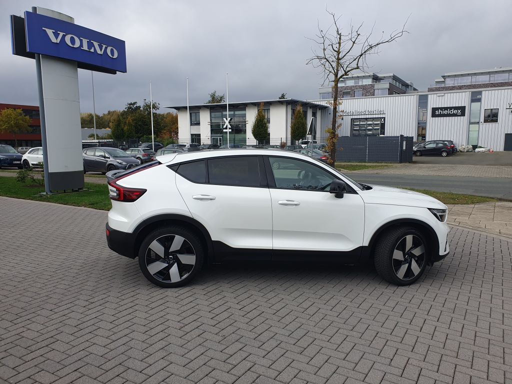 Volvo C40 2022