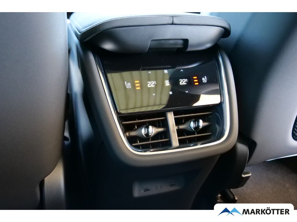Volvo EX90 2025