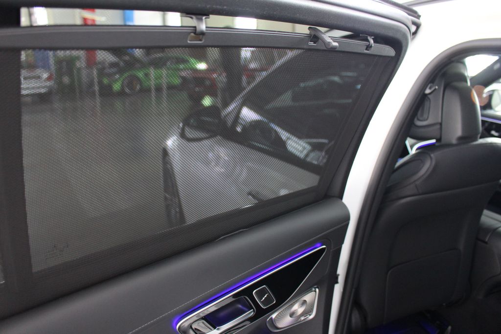 Mercedes-Benz C 220 2025