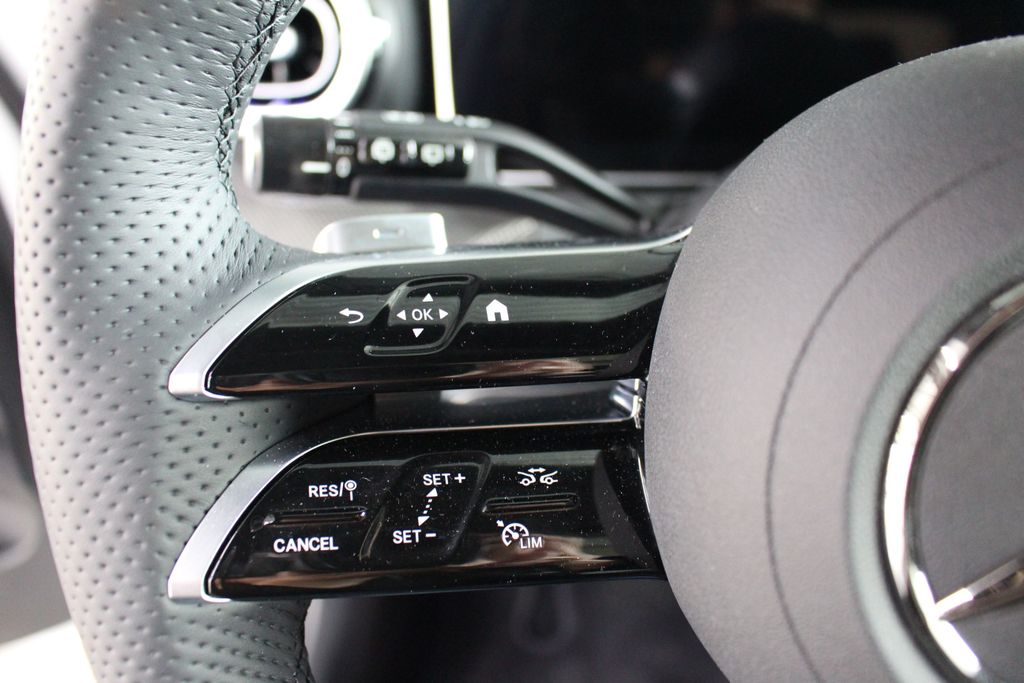 Mercedes-Benz C 220 2025