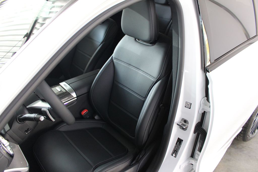 Mercedes-Benz C 220 2025