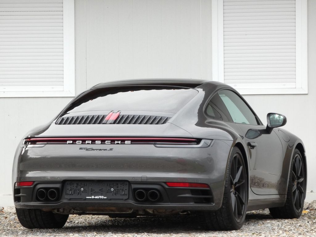 Porsche 992 2021