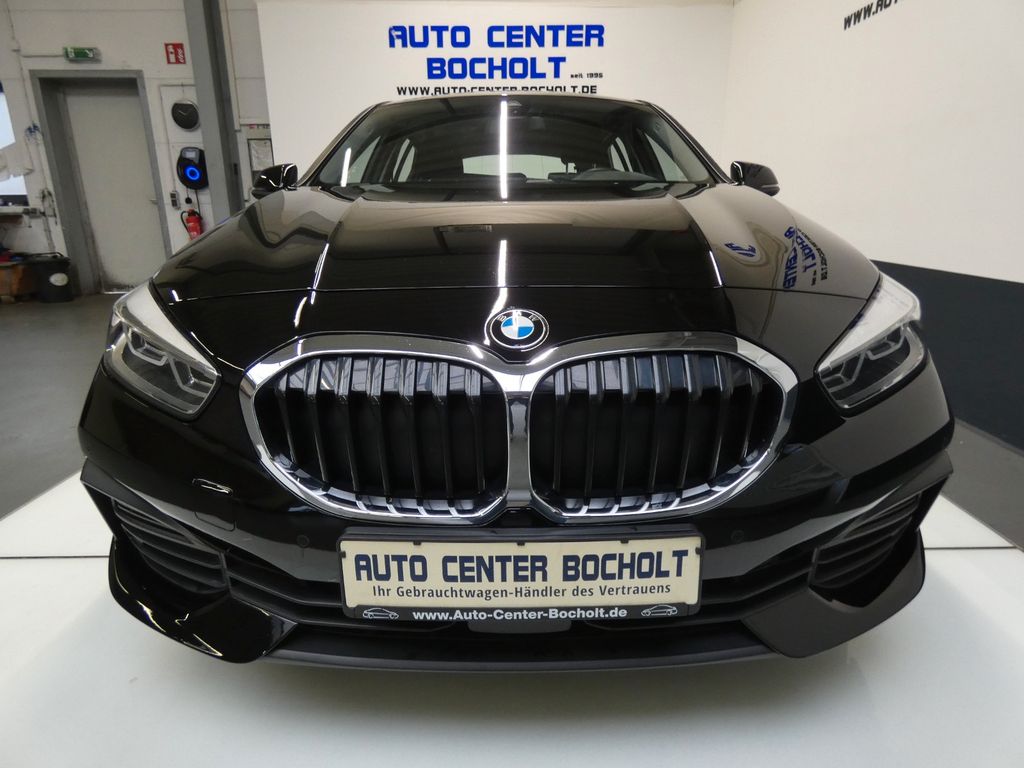 BMW 118 2022