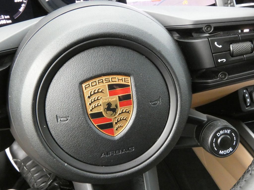 Porsche 992 2021