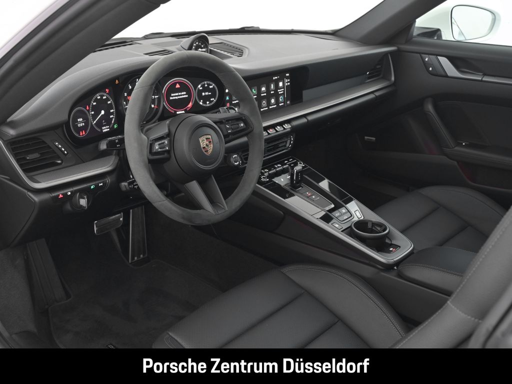 Porsche 992 2024