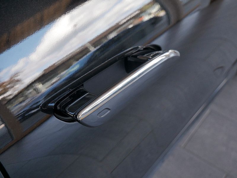 Mercedes-Benz CLA 250 2025