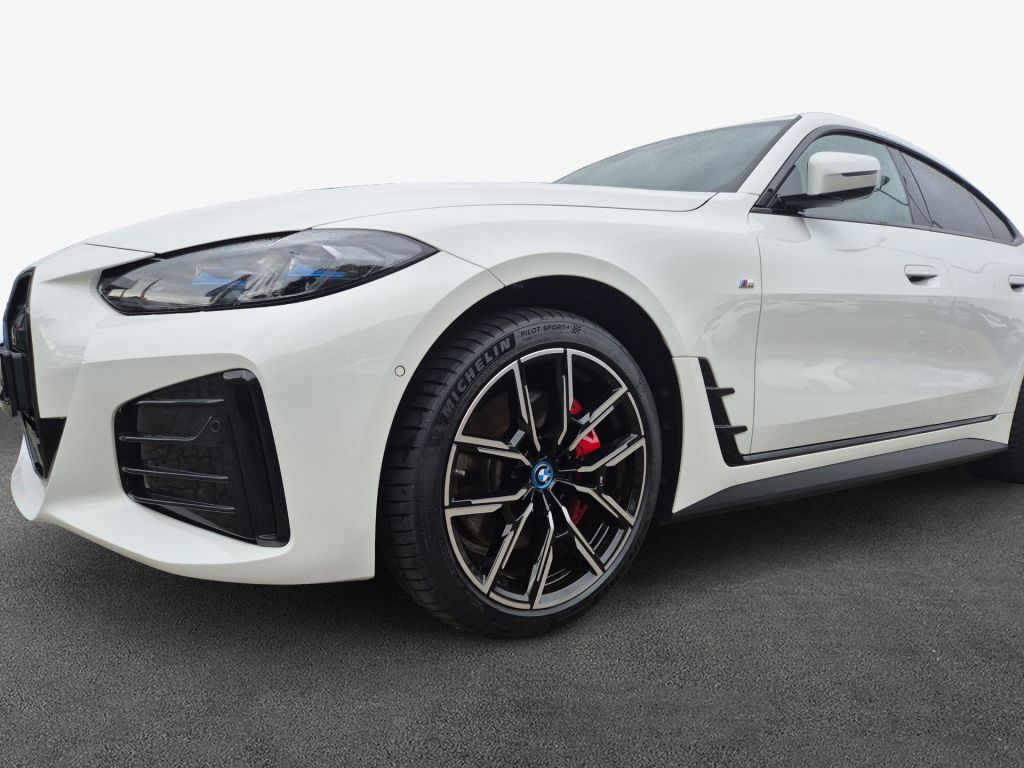 BMW i4 2023