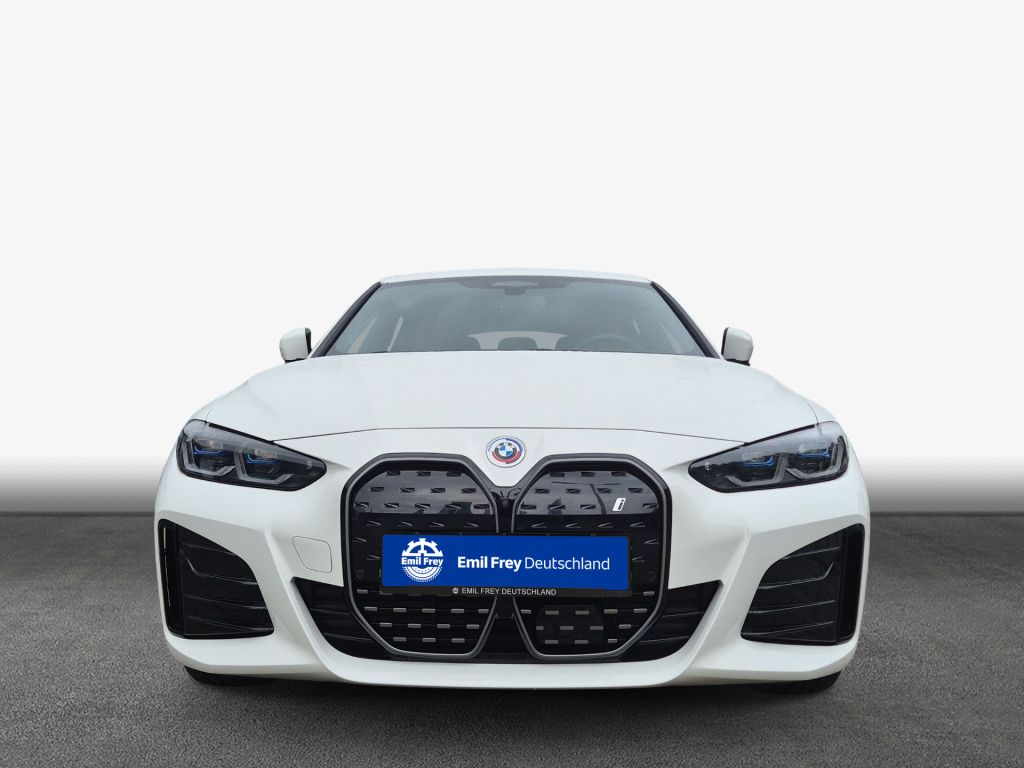 BMW i4 2023