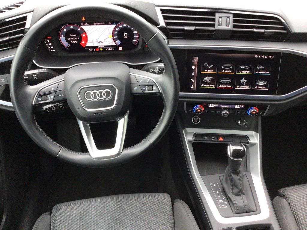 Audi Q3 2021