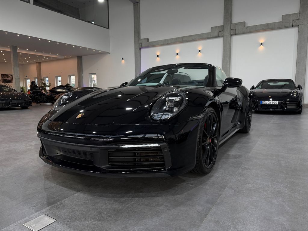 Porsche 992 2020