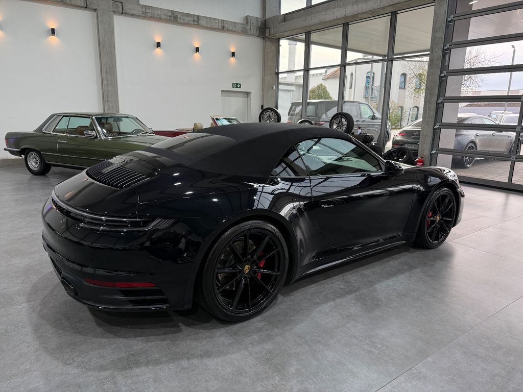 Porsche 992 2020