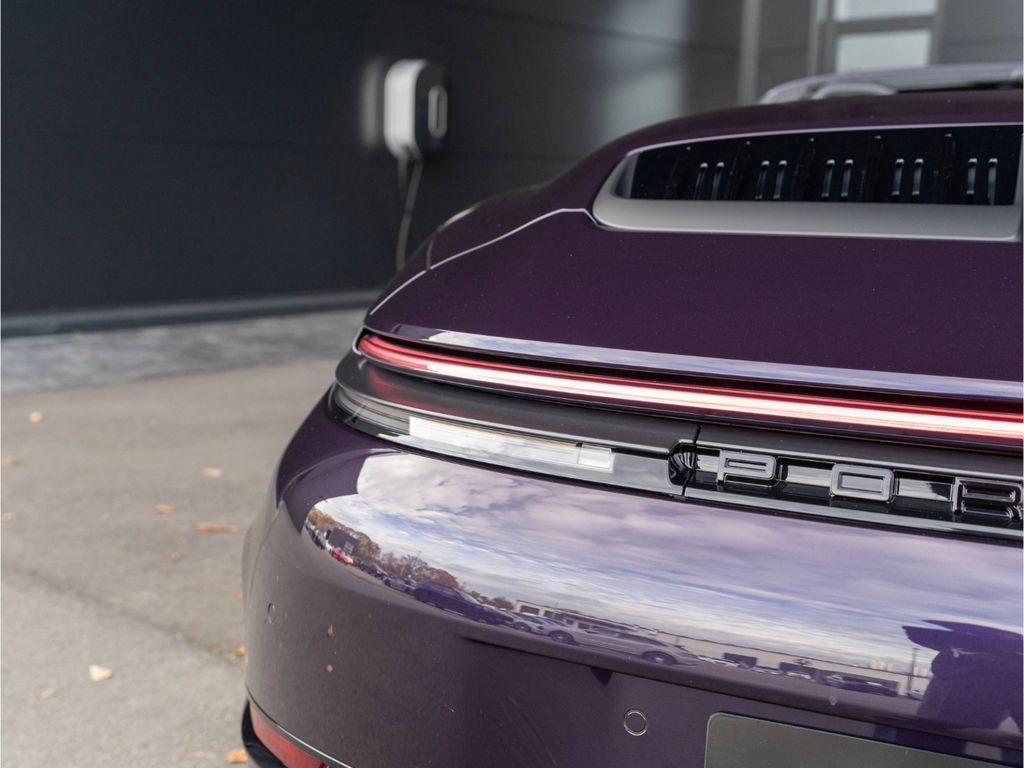 Porsche 992