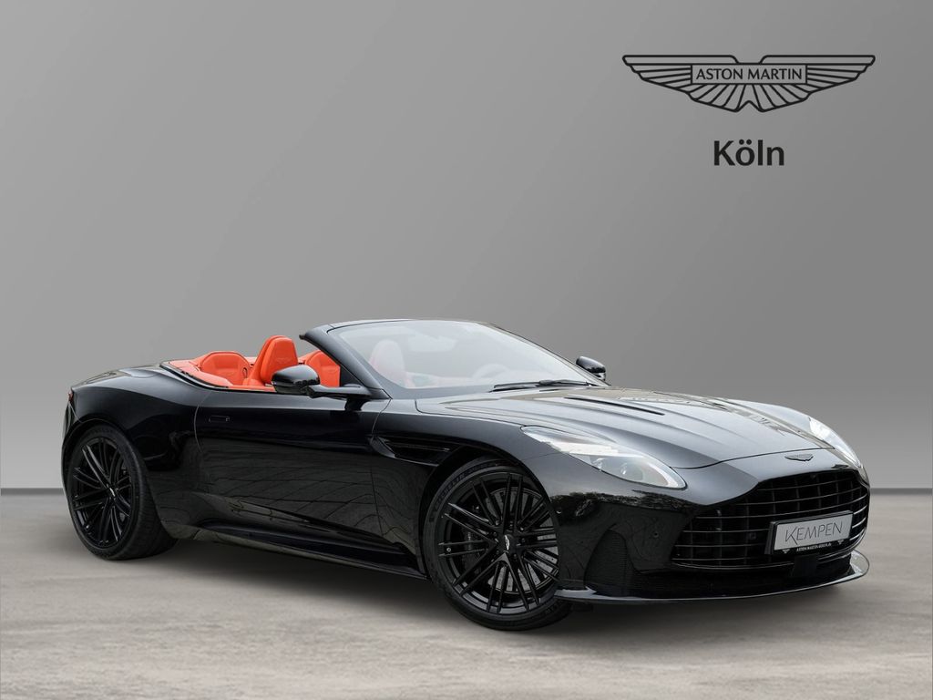 Aston Martin DB12 2024