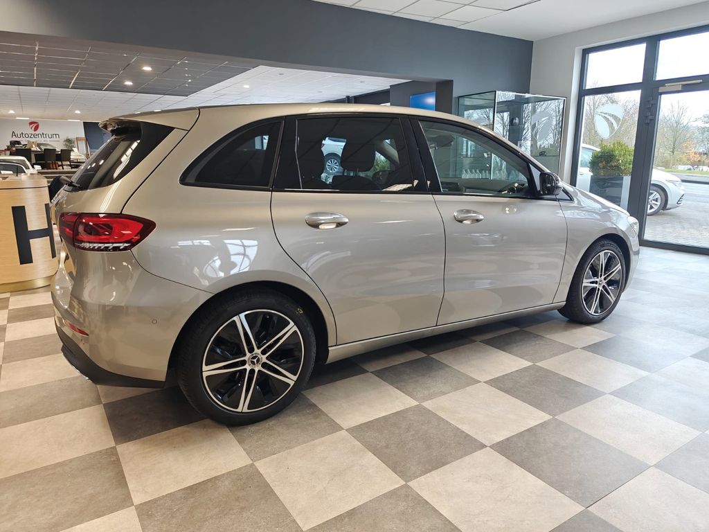 Mercedes-Benz B 180 2020