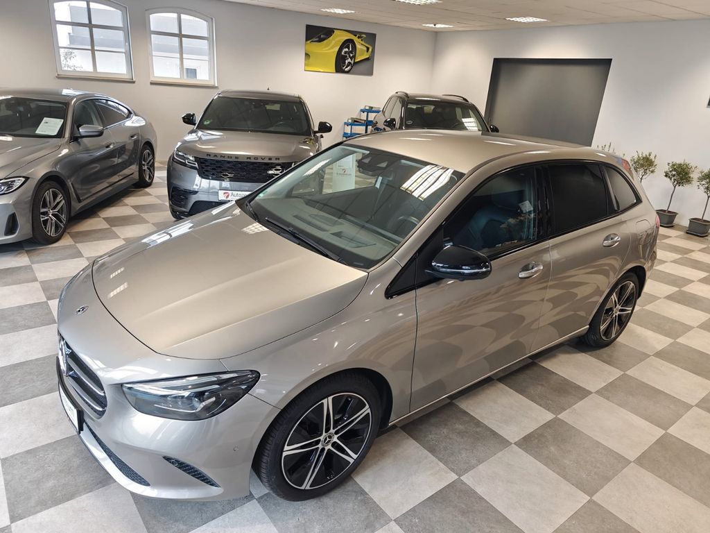 Mercedes-Benz B 180 2020
