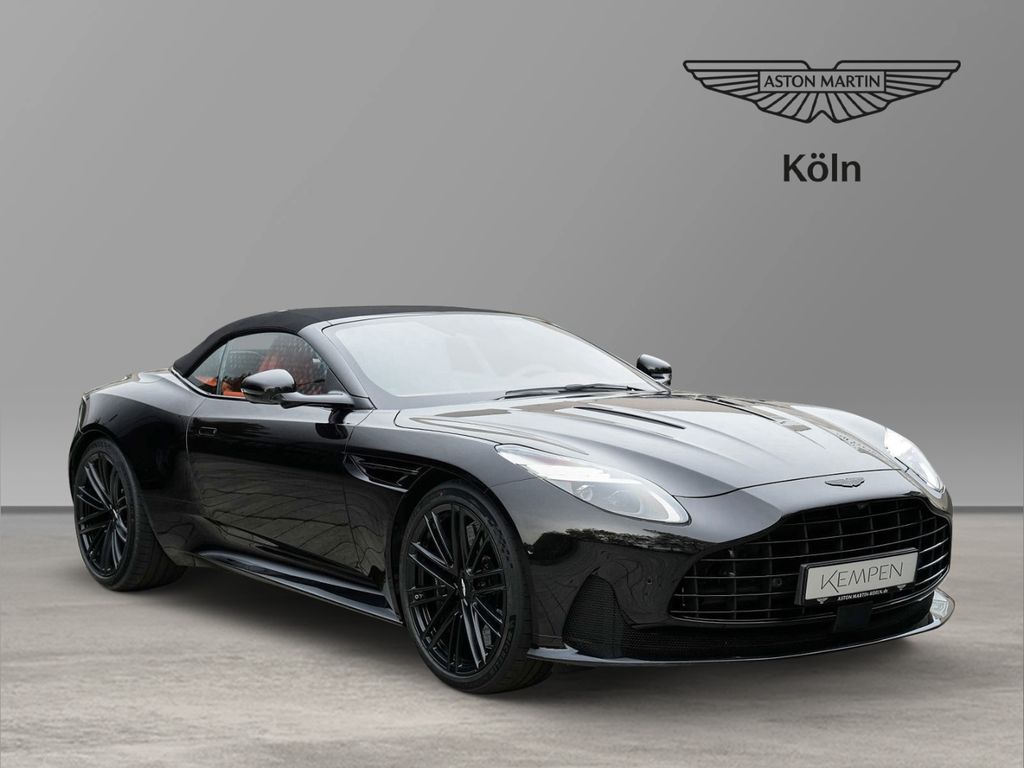 Aston Martin DB12 2024